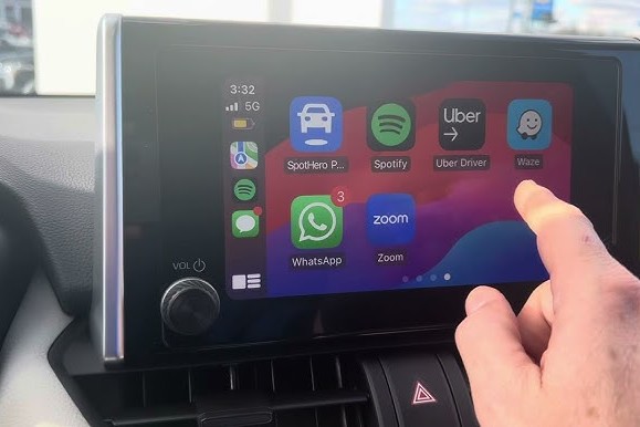 apple carplay auto