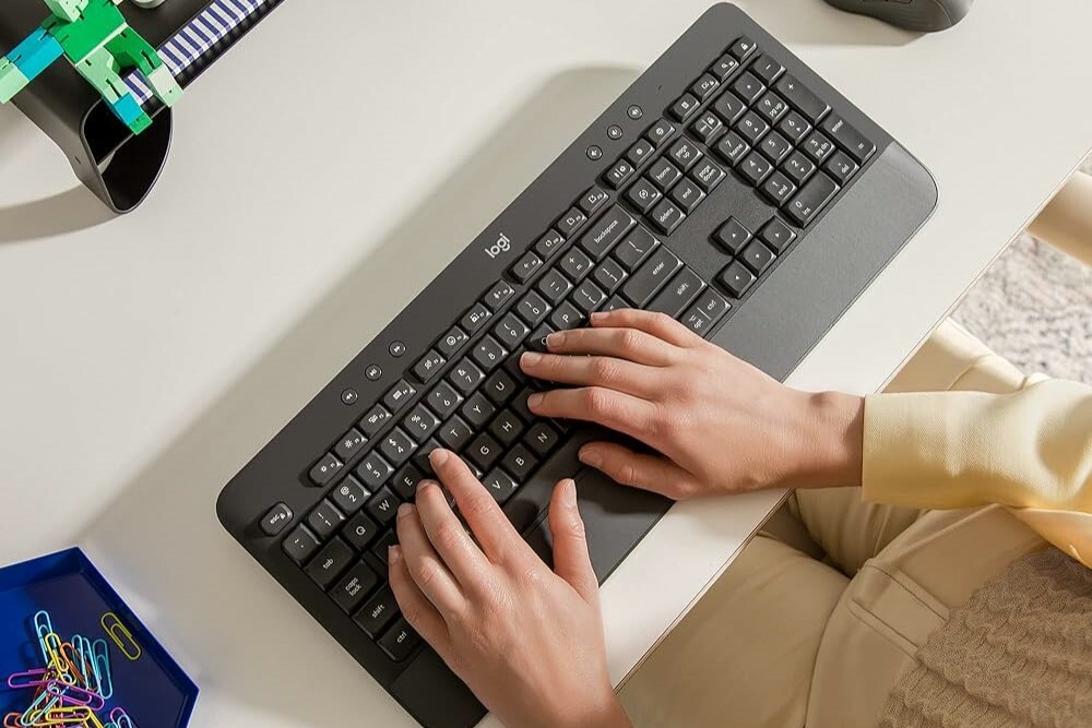 Logitech tastatur