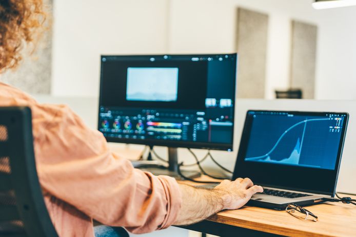 laptop med monitor